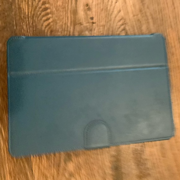 Apple Other - iPad Air Case🌸$1 With Purchase